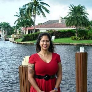 Meet your Posher, Marcelina